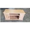 Image 1 : 2 DOOR MEDIA CONSOLE