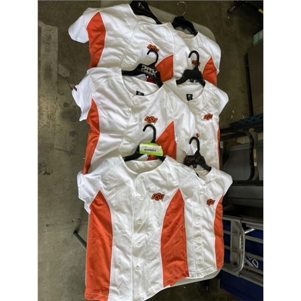 6 KIDS BASEBALL JERSEYS, VARIOUS SIZES