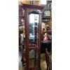 Image 1 : 6FT CURIO DISPLAY CABINET WITH GLASS SHELVES, ILLUMINATED