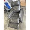 Image 5 : GREY LEATHER ROCKER RECLINER