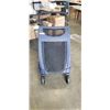Image 1 : LARGE BLUE 4 WHEEL PET CARRIER