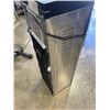 Image 4 : WHIRLPOOL BOTTOM FEED WATER COOLER