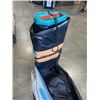 Image 4 : BODY GLOVE PADDLE IN BAG WITH ACCESSORIES SHOWN