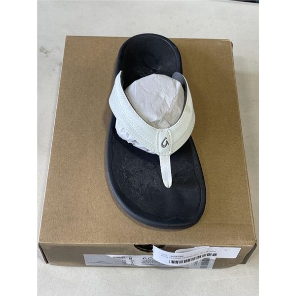 NEW OLUKAI OHANA WHITE / BLACK  WOMENS SIZE 8