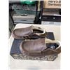 Image 3 : NEW OLUKAI MOLOA SLIPPER TOFFEE / DK WOOD SIZE MENS 9