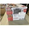 Image 3 : BLACK & DECKER 4-SLICE AIR FRY TOASTER OVEN - TESTED WORKING, RETAIL $179