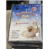 Image 2 : 2 NEW WASHABLE LARGE PET PADS AND 2 NEW ABSORBENT PET FOOD MATTS