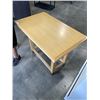 Image 3 : MAPLE FINISH CRAFTING TWO TIER TABLE