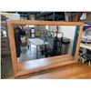 Image 4 : 9 DRAWER DRESSER W/ MIRROR AND NIGHTSTAND