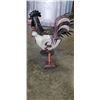 Image 2 : 2 ROOSTER AND CHICKEN GARDEN FIGURES