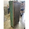 Image 5 : VINTAGE HAND PAINTED 2 DOOR DRESSER