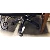 Image 4 : MESH BACK ADJUSTABLE OFFICE CHAIR