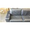Image 2 : NATUZZI BLACK LEATHER SOFA - GOOD CONDITION