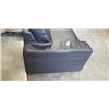 Image 3 : NATUZZI BLACK LEATHER SOFA - GOOD CONDITION