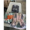 Image 5 : NEW BLACK OUTDOOR JACKET SIZE LARGE AND 2 NEW BACKPACKS