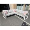 Image 1 : L SHAPE OUTDOOR PATIO SECTIONAL WITH THROW CUSHIONS, IN GOOD CONDITION