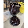 Image 5 : VINTAGE SOURKRAUT MAKING CROCK