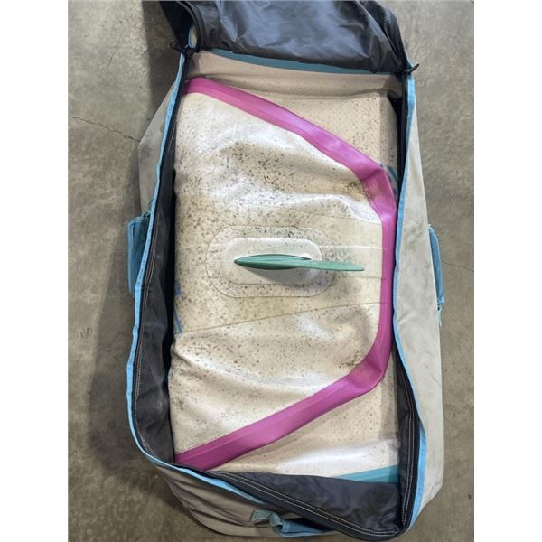 BODY GLOVE PADDLE IN BAG WITH ACCESSORIES SHOWN