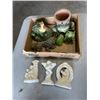 Image 1 : 2 BOXES OF ANGEL AND FROG FIGURES