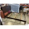 Image 2 : MODERN QUEENSIZE BEDFRAME. DARK FINISH.