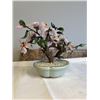 Image 2 : VINTAGE CHINESE PINK AND GREEN STONE BONSAI TREE ORNAMENT