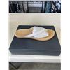 Image 4 : NEW OLUKAI HONU BRIGHT WHITE / GOLDEN SAND SIZE WOMENS 8