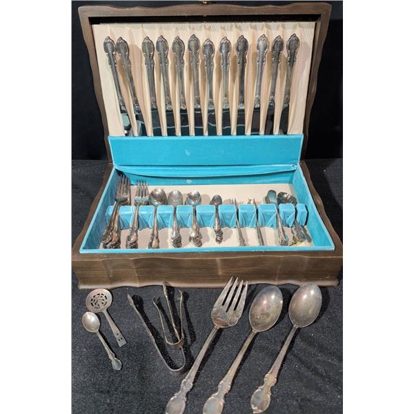 1847 Rogers Bros. Silverplate Flatware Set with Wooden Case