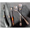 Image 6 : Silver-Plated Flatware by WM Rogers & Son and Others in Wooden Case