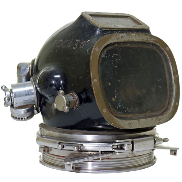 General Aquadyne AH-GS-2 Fiberglass Mixed Gas Diving Helmet