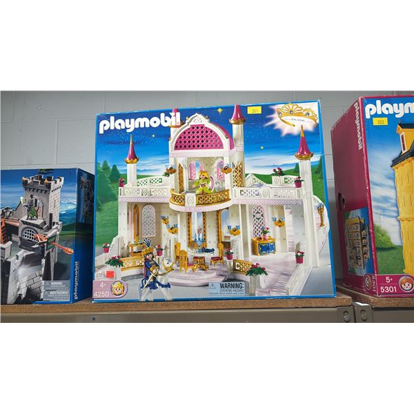 PLAYMOBIL #4250 PRINCESS CASTLE BUILDING TOY
