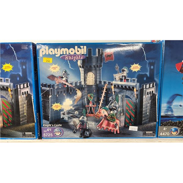PLAYMOBIL KNIGHTS KNIGHT'S CASTLE #5725 BUILDING TOY