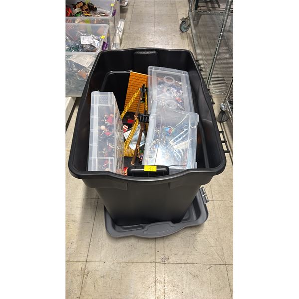 TOTE OF ASSORTED PLAYMOBIL BUILDING TOYS & ACCESSORIES