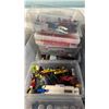 Image 3 : TOTE OF ASSORTED PLAYMOBIL BUILDING TOYS & ACCESSORIES
