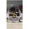 Image 1 : TOTE OF ASSORTED PLAYMOBIL BUILDING TOYS & ACCESSORIES