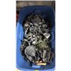 Image 2 : TOTE OF ASSORTED PLAYMOBIL BUILDING TOYS & ACCESSORIES