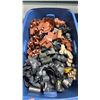 Image 2 : TOTE OF ASSORTED PLAYMOBIL BUILDING TOYS & ACCESSORIES