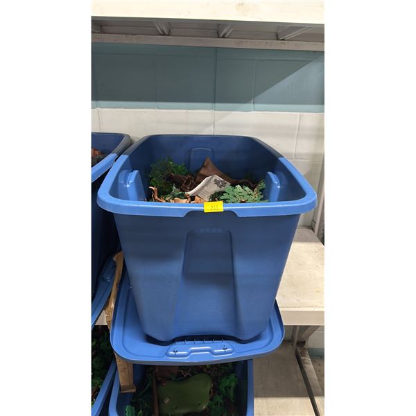 TOTE OF ASSORTED PLAYMOBIL BUILDING TOYS & ACCESSORIES