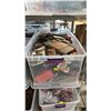 Image 1 : TOTE OF ASSORTED PLAYMOBIL BUILDING TOYS & ACCESSORIES