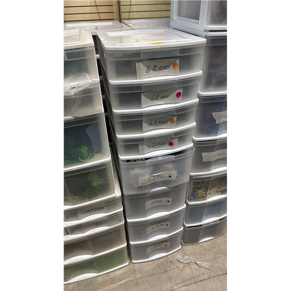 8-DRAWER ORGANIZER OF ASSORTED PLAYMOBIL ACCESSORIES