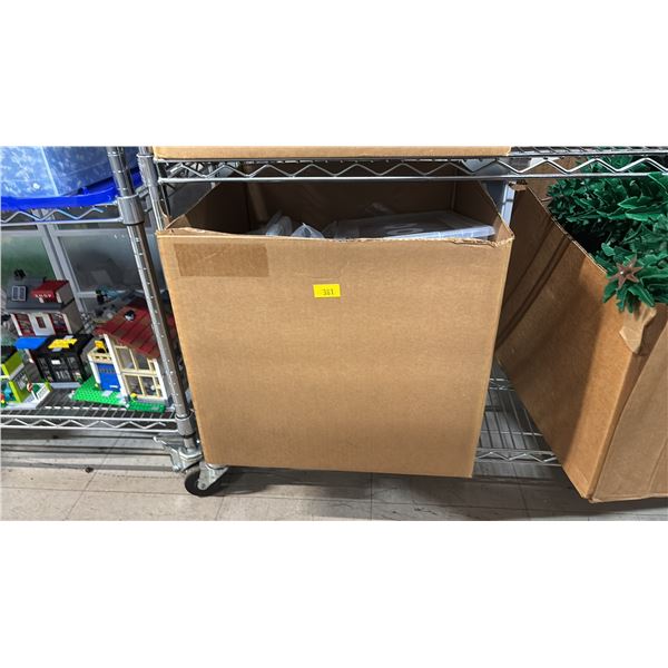 BOX OF ASSORTED PLAYMOBIL TOYS & ACCESSORIES