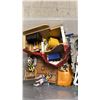 Image 4 : BIN OF ASSORTED LEGO TOYS & ACCESSORIES