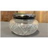 Image 2 : VINTAGE CUT GLASS VANITY POWDER JAR WITH STERLING SILVER LID