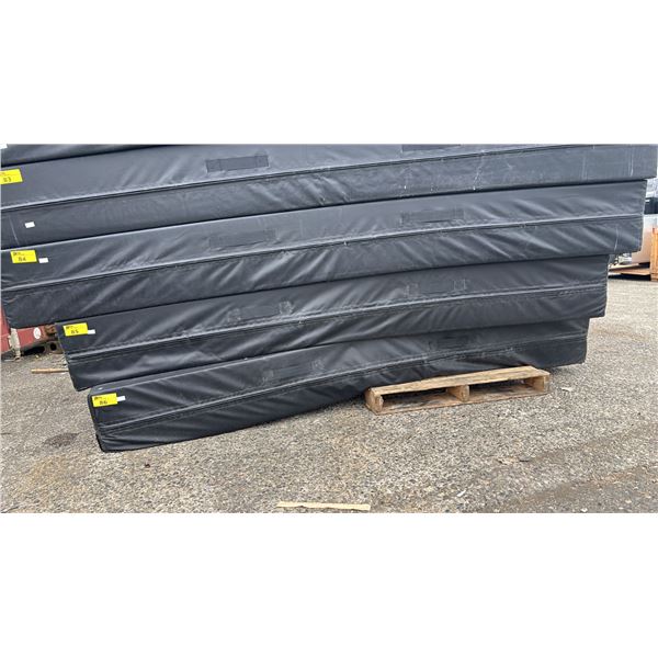 HEAVY DUTY FOAM GYM MAT 111" X 48" X 13"