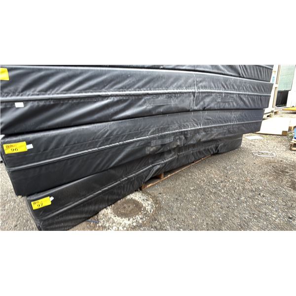 HEAVY DUTY FOAM GYM MAT 124" X 48" X 14"