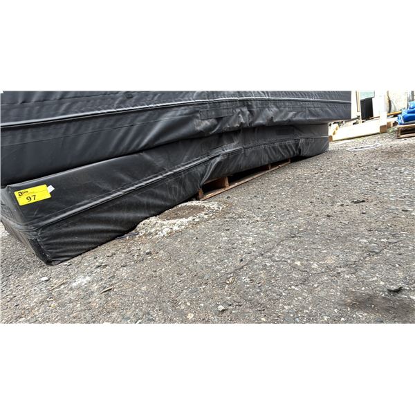HEAVY DUTY FOAM GYM MAT 124" X 48" X 14"