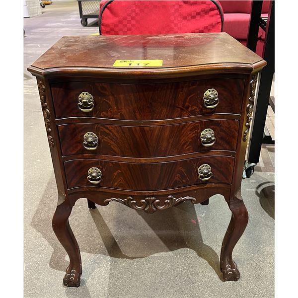 VINTAGE GIBBARD 3-DRAWER MAHOGANY NIGHTSTAND WITH A CURVED FRONT & CLAW FEET