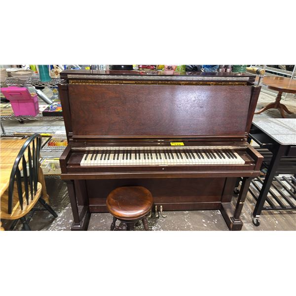VINTAGE GERHARD HEINTZMAN UPRIGHT PIANO: SERIAL NUMBER 25014