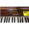 Image 2 : VINTAGE GERHARD HEINTZMAN UPRIGHT PIANO: SERIAL NUMBER 25014