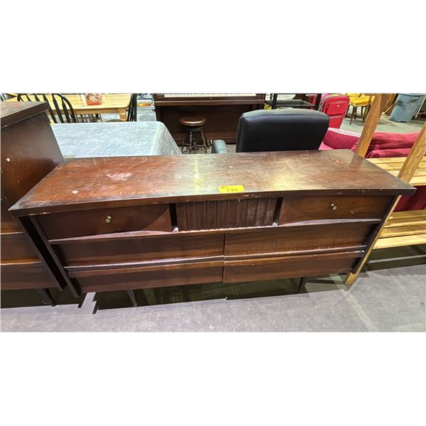 VINTAGE 7 DRAWER LOWBOY DRESSER