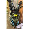 Image 3 : POWERBILT TPX GOLF BAG WITH CLUBS